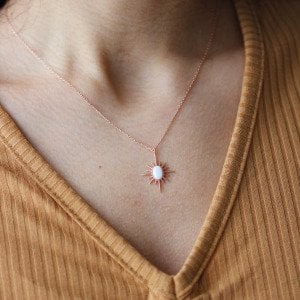 Beyaz Opal Kutup Yıldızı Kolye