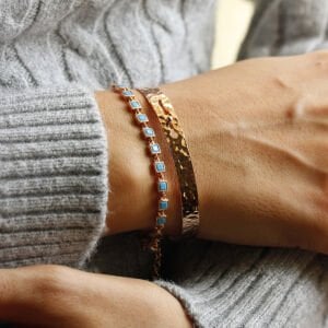 Sıralı Kare Turkuaz Bileklik