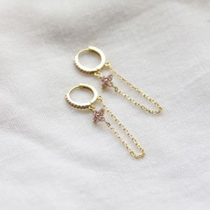 Lila Renkli Artı Halka Küpe