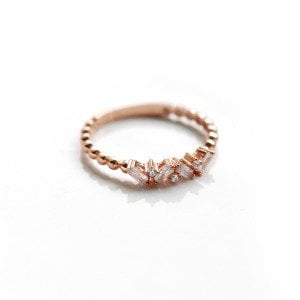 Asimetrik Baget Taşlı Top Top Yüzük