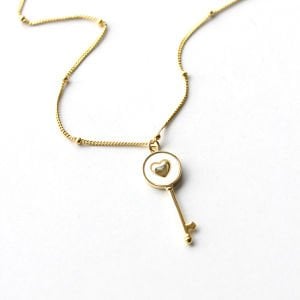 Top Zincir Anahtar Kalp Kolye