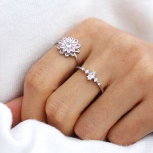 Pembe Taşlı Çiçek Yüzük (Ayarlanabilir)