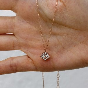 Mini Lotus Kolye