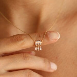 Tasarım Baget Sallantılı Kolye