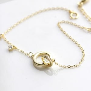 Halka Figür Detaylı Tasarım Bileklik