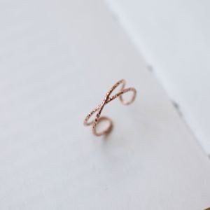 Tasarım Çapraz Yüzük