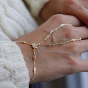 Taşlı Lotus Şahmeran