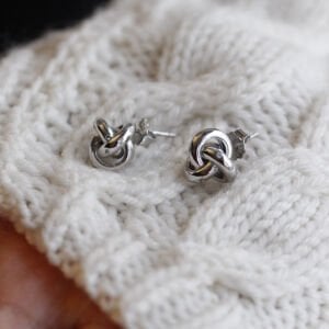 Vidalı Üç Halka Küpe