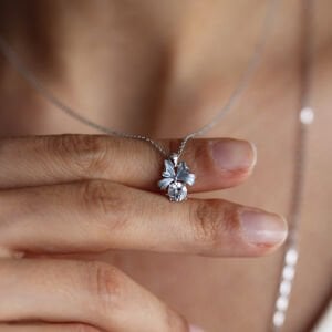 Turkuaz Mineli Fiyonk Tek Taş Kolye