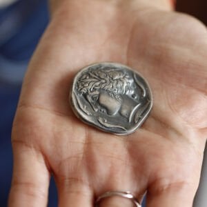 Antik Yunan – Sicilya Hieron Motifli Kolye Ucu