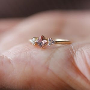 Square Zultanit Yüzük