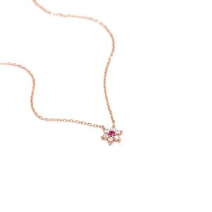 Yakut Minimal Çiçek Kolye