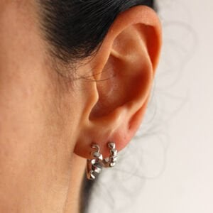 Mini Kalp Detaylı Halka Küpe