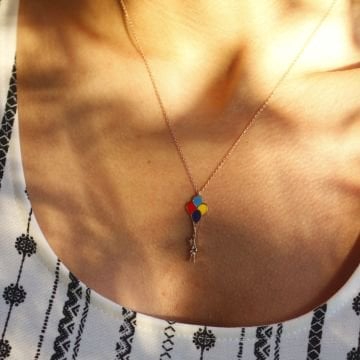 Uçan Balonlu Kız Kolye