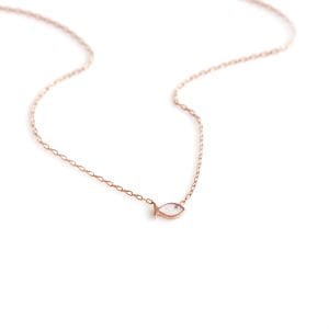 Mini Beyaz Mineli Balık Kolye