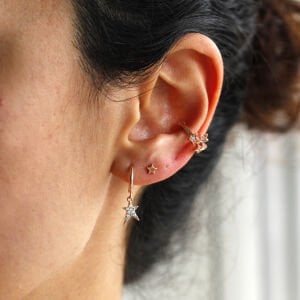 Yıldız Figür Cuff Kıkırdak Küpe