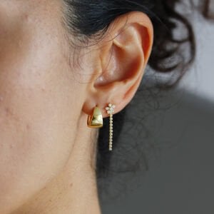 Su Yolu Sallantılı Çiçek Küpe