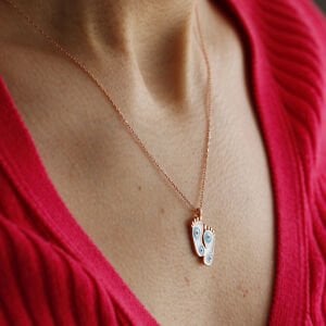 Anne Cocuk Ayak Kolye