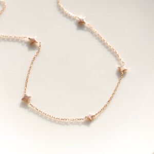 Sıralı Parıltı Kolye