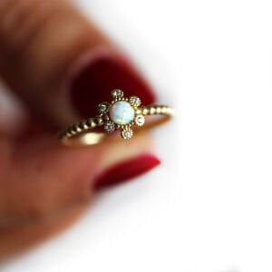 Sıvama Taşlı Top Top Opal Yüzük