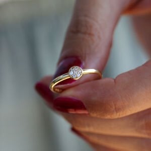 Yuvarlak Mini Pave Yüzük