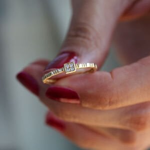 Mini Kare Pave Yüzük